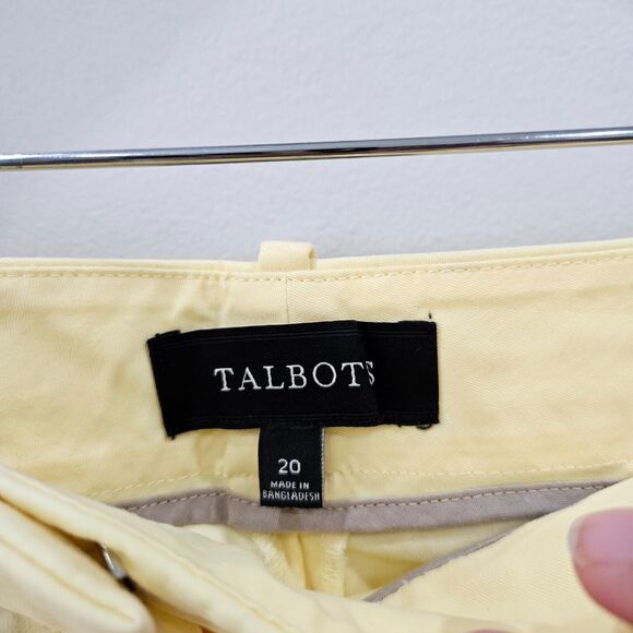 Talbots Womens Bermuda Shorts Size 20 Yellow Mid Rise Cotton Blend Summer Resort - Picture 3 of 8
